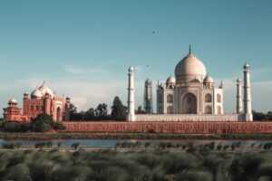 sarah maas books in reading order